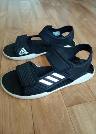 Босоножки (сандали) adidas 37 р.