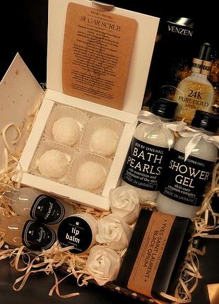 Подарунок дівчині, подарунковий набір косметики, бьюті-бокс, подарунок на день народження