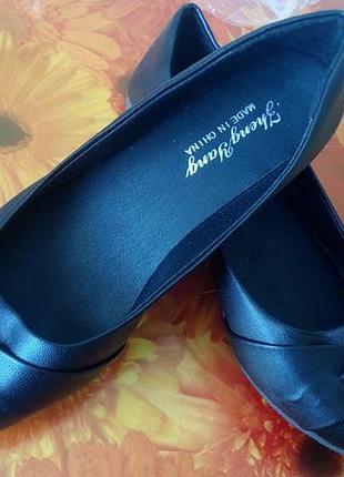 Балетки жіночі з гострим носком 38 р, 24 див.