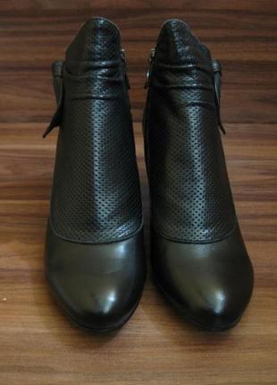 Жіночі чорні класичнi шкіряні черевики / півчобітки2 фото
