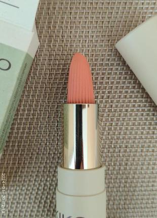 Kiko milano green me creamy lipstick помада 02 sun-dried apricot2 фото