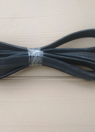 Ущільнювач двері задка ваз-2112