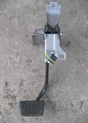 Педаль гальма hyundai accent rb ,kia rio акпп 32800-1r210