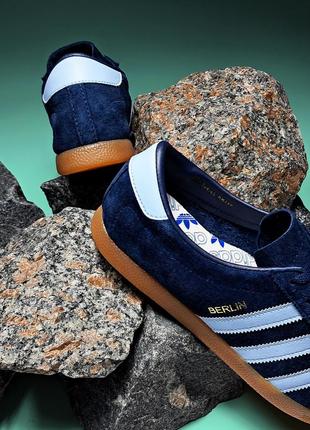 Кросівки adidas berlin. city series. оригінал. розмір 42.5 - 27 см4 фото