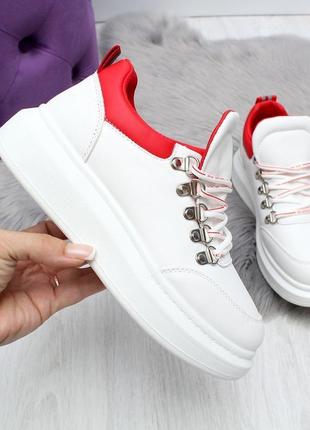 Жіночі кросівки в біло-червоному кольорі, екошкіра код 24983 фото