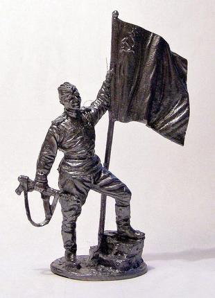 Игрушечные солдатики советский солдат с флагом 1941-1945 54 мм оловянные солдатики миниатюры