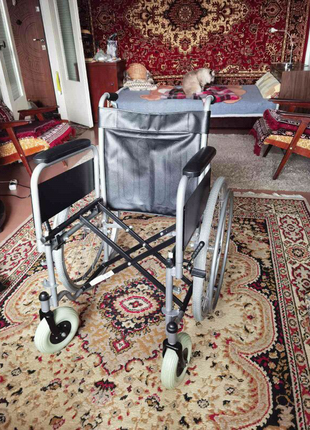 Інвалідне крісло-каталка vitea care7 фото