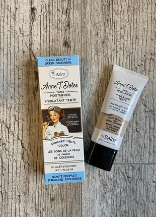 Зволожувальний тональний крем для обличчя thebalm anne t. dotes tinted moisturizer відтінок 10