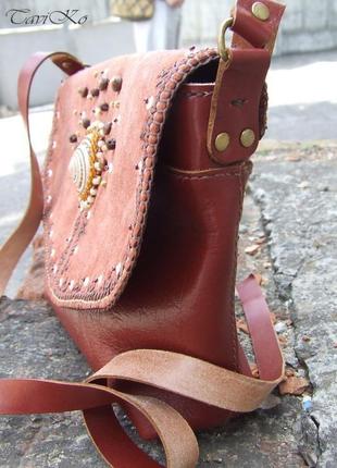 Женская сумка кроссбоди, сумка з вишивкою, жіноча кросбоді, шкіряна сумка,  коричнева сумка8 фото