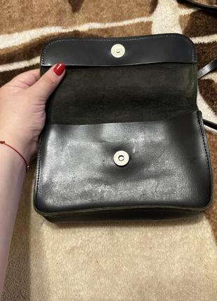 Маленькая черная кожаная женская сумка3 фото