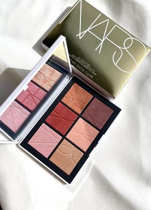 Палетка для обличчя nars all that glitters light reflecting cheek palette