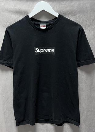 Футболка supreme