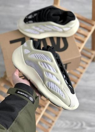 Женские кроссовки 
adidas Performance 1170
