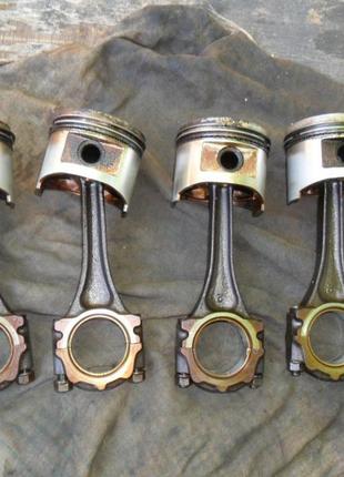 Поршень, шатун мазда 323 ba, 1.3 бензин, 8v, двиг. в3, оригінал