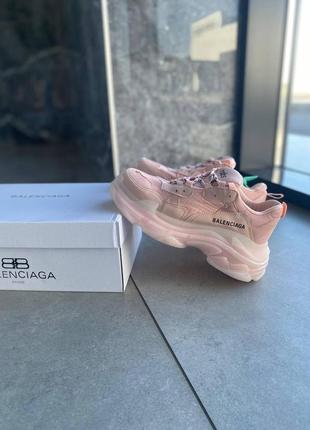 Женские кроссовки 
balenciaga triple s clear10 фото