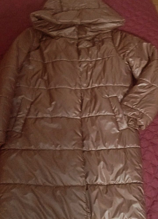 Куртка жіноча 
єврозима
наповнення синтепон 200
дуже легка і зруч1 фото