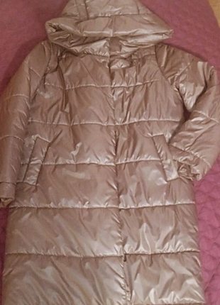 Куртка жіноча 
єврозима
наповнення синтепон 200
дуже легка і зруч2 фото