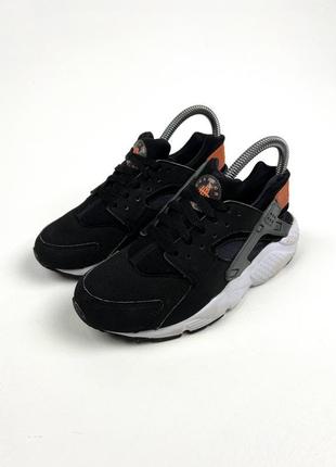 Оригінальні кросівки nine air huarache