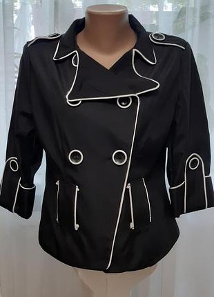 Піджак куртка чорна з білим