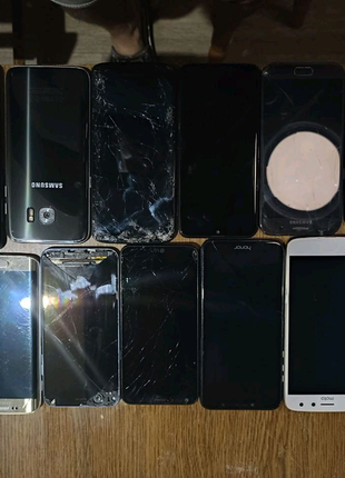 Багато телефонів та запчастин samsung .lg.moto.huawei3 фото