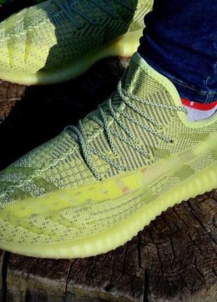 Мужские кроссовки 
adidas yeezy 350