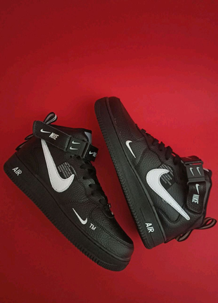 ◽nike air force mid black