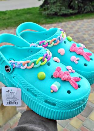 Жіночі крокси з яскрасиви джибітсами р.36-41