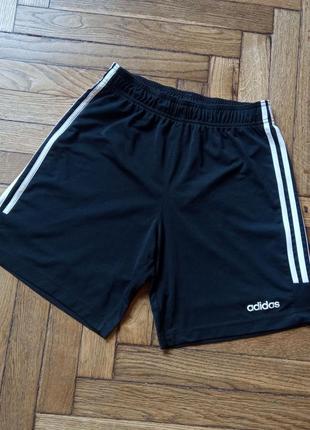 Чоловічі спортивні шорти adidas 3 stripes3 фото