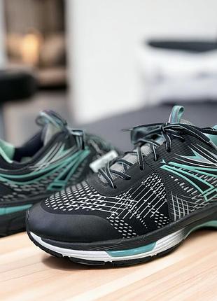 Чоловічі кросівки