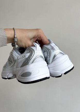 Мужские и женские кроссовки new balance 530 white silver3 фото