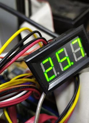 Цифровий світлодіодний термометр зеленого світіння