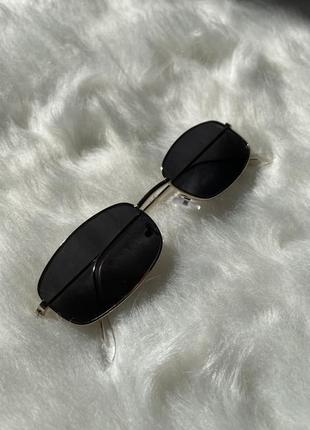 Женские модные квадратные солнцезащитные очки в металлической оправе черные6 фото