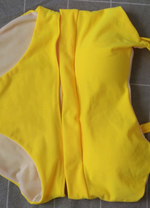 Базовий купальник жовтого кольору3 фото