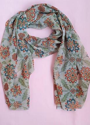 Шикарний вінтажний шовковий шарф із колекції calouste gulbenkian.