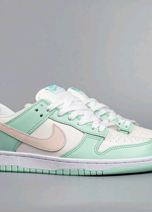 Жіночі кросівки nike sb dunk white light green1 фото