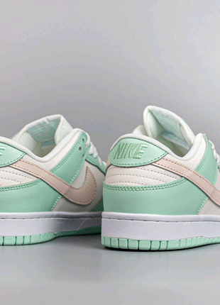 Жіночі кросівки nike sb dunk white light green8 фото