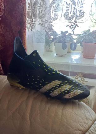 Бутси adidas predator freak