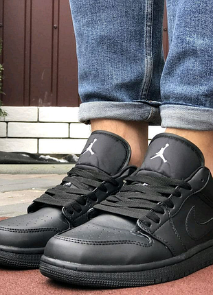 Nike air jordan 1 low