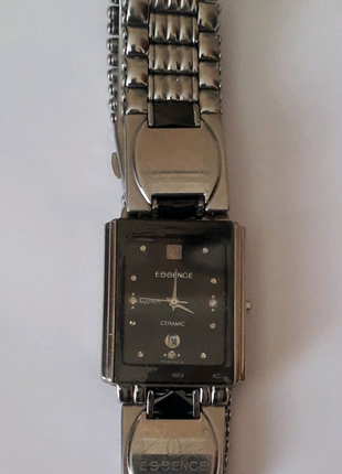Швейцарские кварцывые часы "essence ceramic" с датой.4 фото