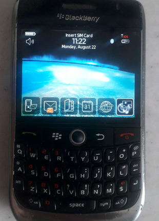 Телефон blackberry 8900 робочий