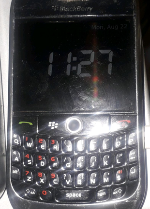 Телефон blackberry 8900 робочий3 фото