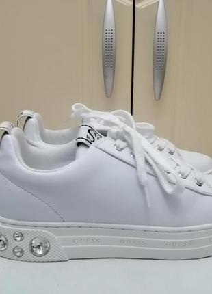 Кросiвки guess на стопу 24,5 см
