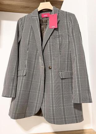 Якісний актуальний стильний трендовий якісний подовжений картатий піджак jaxx7 фото