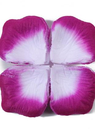 Искусственные лепестки роз 200 штук 50 на 50 мм бело-фиолетовый2 фото
