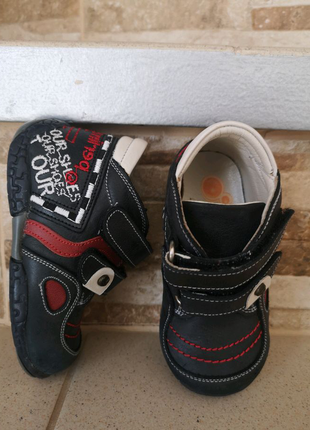 Ідеальна демісезонне взуття для малюка 20 р)2 фото