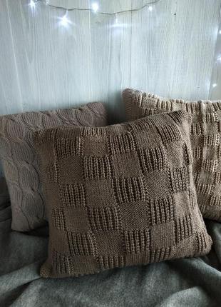Диванная подушка (наволочка) вязаная кофейная на пуговицах - 40*50 см2 фото