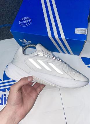 Кроссовки adidas ozelia