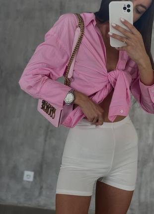 Базовые укороченные велосипедки - лучший вариант для стильных луков