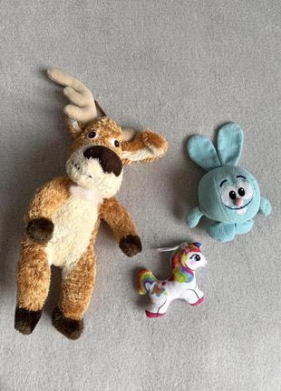 М'які іграшки, олень, крошик, конячка3 фото