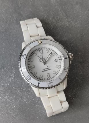 Toywatch жіночий кварцовий білий годинник2 фото
